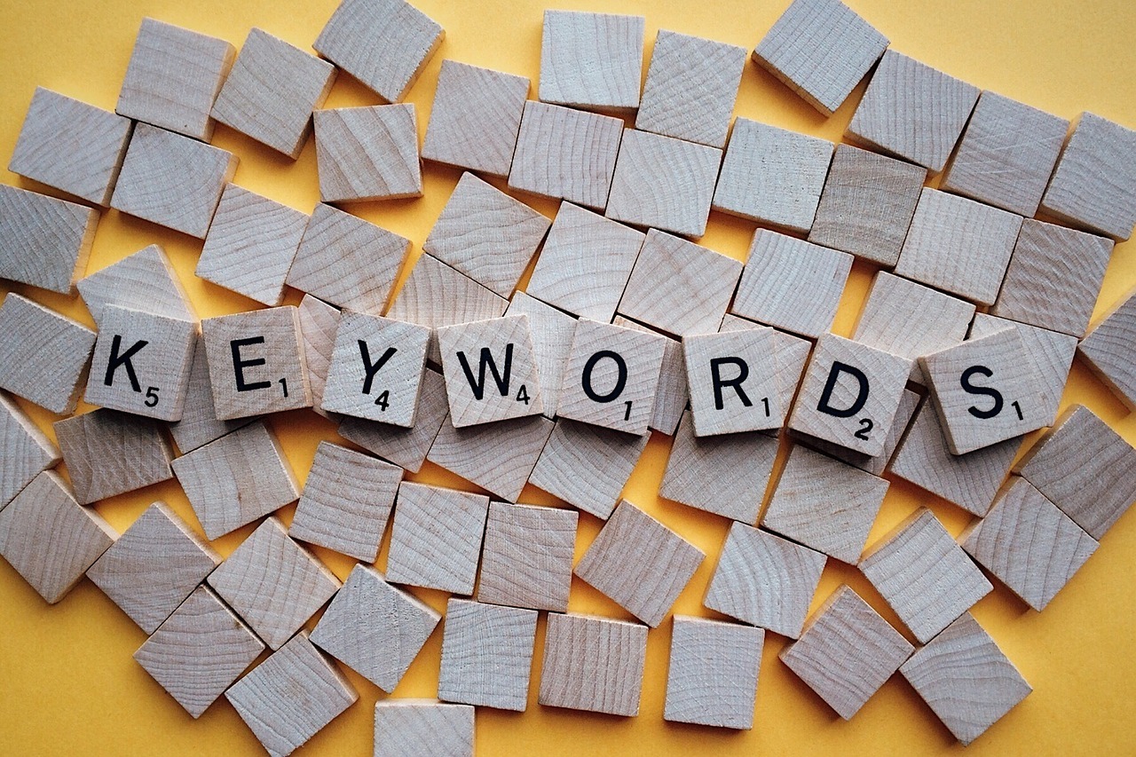 use-right-keywords-balancing-seo-and-creativity-in-content-marketing